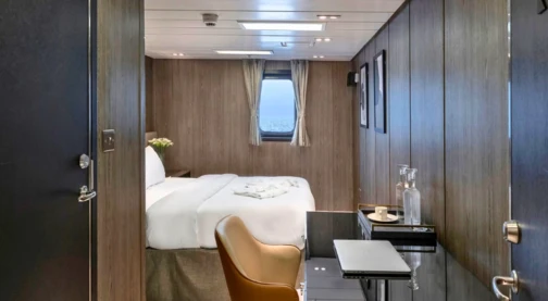 Cabinas dobles de lujo - Proa del barco