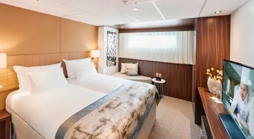Comfort Cabin - Main Deck