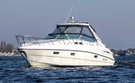 Sealine S38