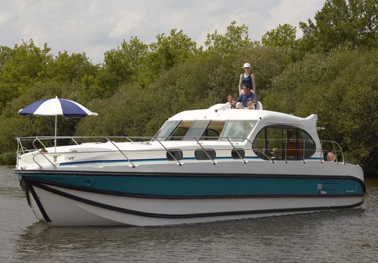 Estivale Sixto Carrick | DRUMSHANBO