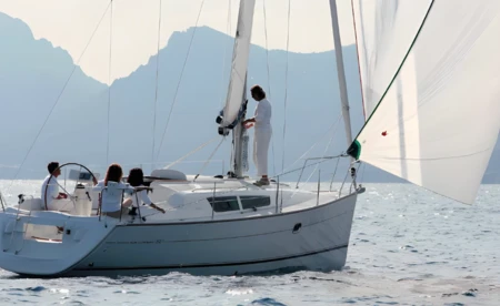 Sun Odyssey 32 i