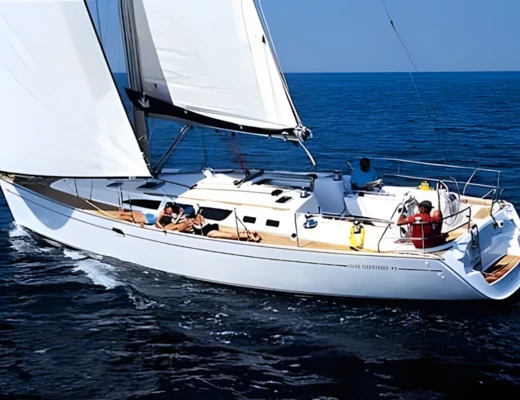 Sun Odyssey 43