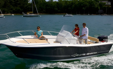 White Shark 225