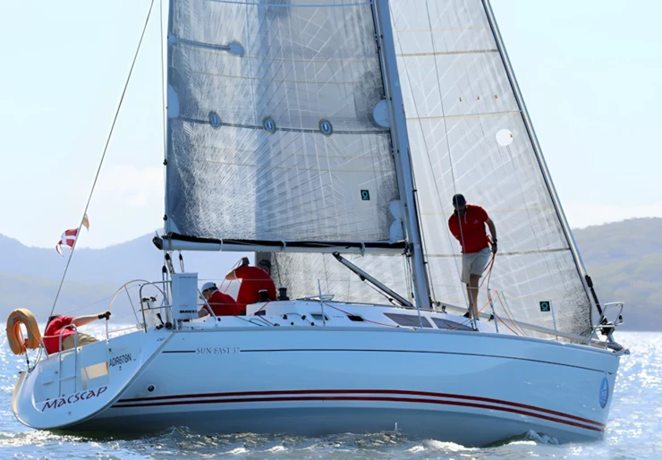 Sun Fast 37 Perf Ostia Porto Turistico di Roma | Moonbreeze