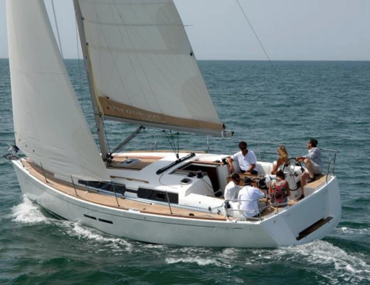 Dufour 380