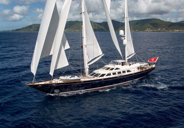 Perini Navi 132 United States of America - New England | ELLEN