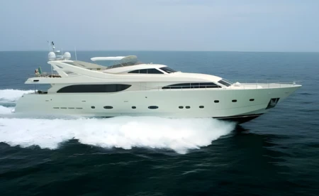 Ferretti 112