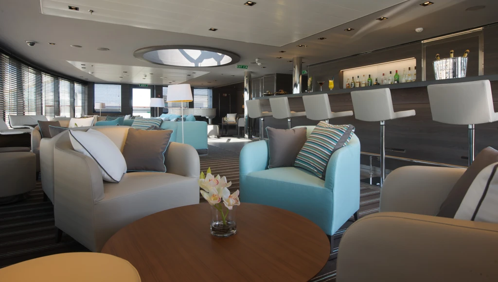 Una straordinaria odissea culturale e tropicale di 16 giorni tra l'Australia nord-occidentale, la Papua occidentale, le Molucche, Komodo e Bali