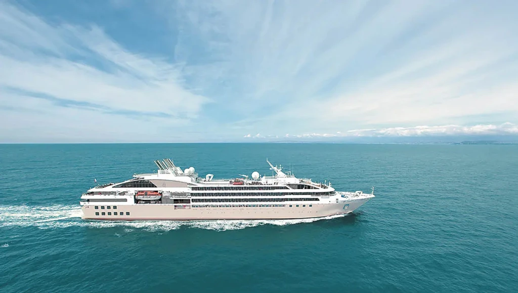 Una straordinaria odissea culturale e tropicale di 16 giorni tra l'Australia nord-occidentale, la Papua occidentale, le Molucche, Komodo e Bali