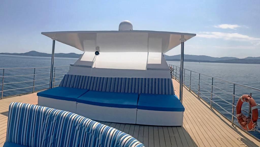 D'Athènes à Corfou, en passant par le Canal de Corinthe, superbe croisière dans les îles Ioniennes