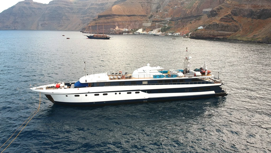 D'Athènes à Corfou, en passant par le Canal de Corinthe, superbe croisière dans les îles Ioniennes