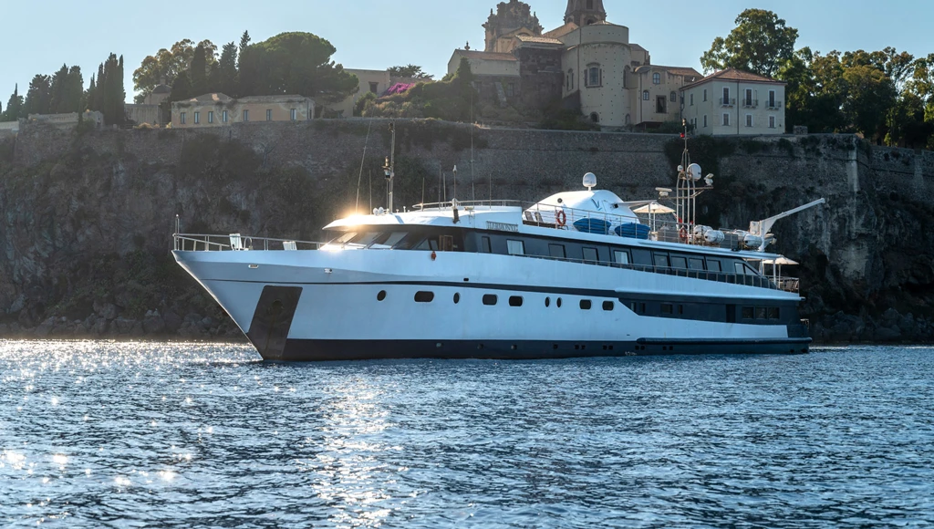 D'Athènes à Corfou, en passant par le Canal de Corinthe, superbe croisière dans les îles Ioniennes
