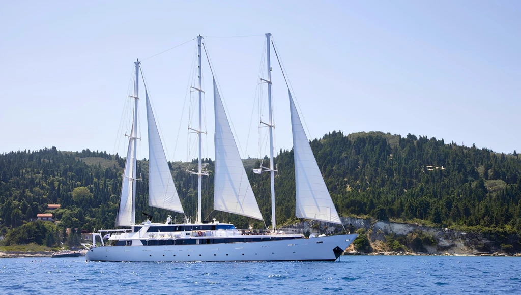 Du Péloponnèse à la mer Égée : voyage épicurien à la découverte des vins et merveilles de la Grèce