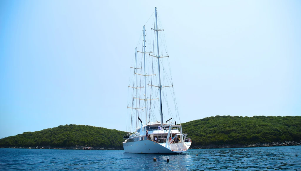 Du Péloponnèse à la mer Égée : voyage épicurien à la découverte des vins et merveilles de la Grèce