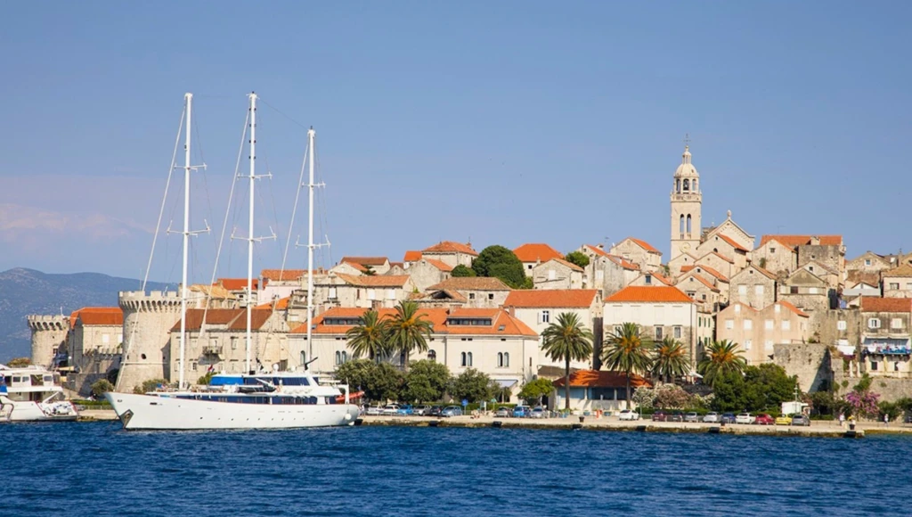 Du Péloponnèse à la mer Égée : voyage épicurien à la découverte des vins et merveilles de la Grèce