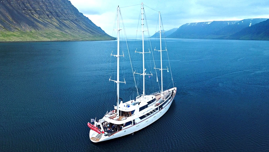 Du Péloponnèse à la mer Égée : voyage épicurien à la découverte des vins et merveilles de la Grèce