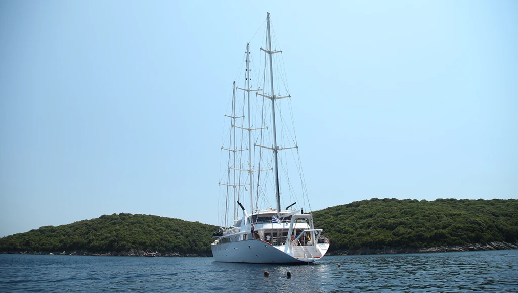 Du Péloponnèse à la mer Égée : voyage épicurien à la découverte des vins et merveilles de la Grèce