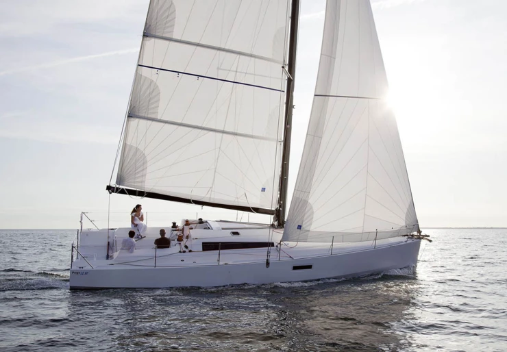 Pogo 12.50 La Rochelle | Luna Rosa