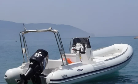 Gommone Predator 6.60