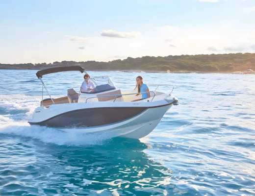 Quicksilver Activ 605 Open