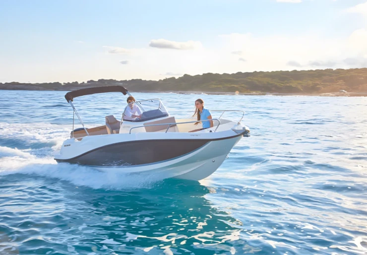 Quicksilver Activ 605 Open Marina Mahon | Saturno