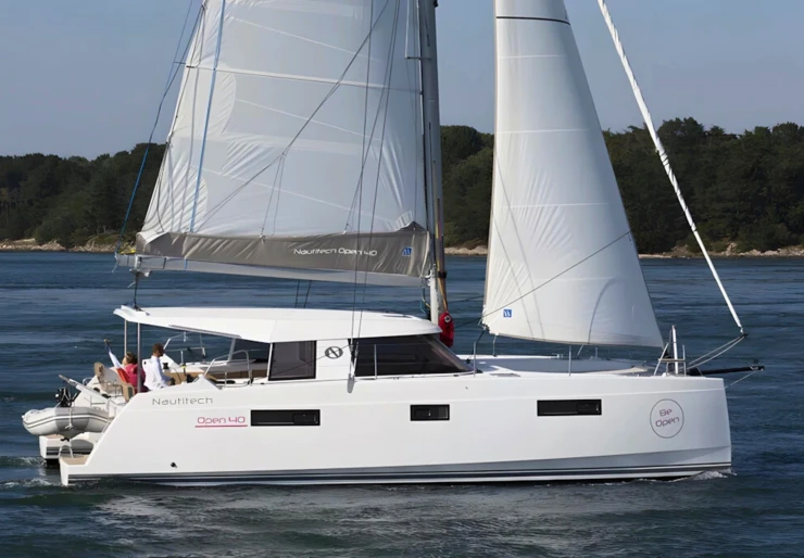 Nautitech Open 40 Marina Bas-du-Fort | Happy