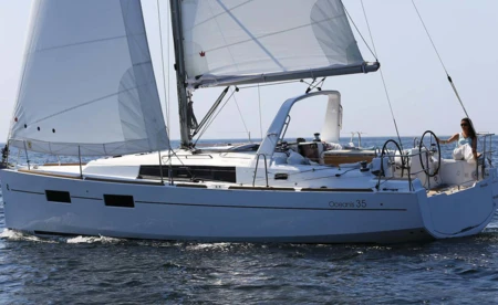 Oceanis 35