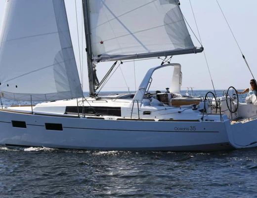 Oceanis 35