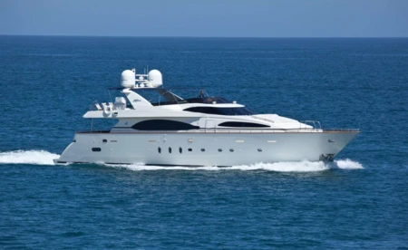 Azimut 100