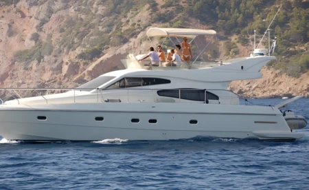 Ferretti 46 Fly