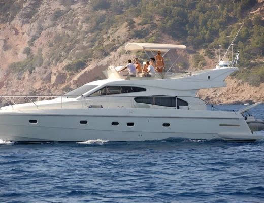 Ferretti 46 Fly