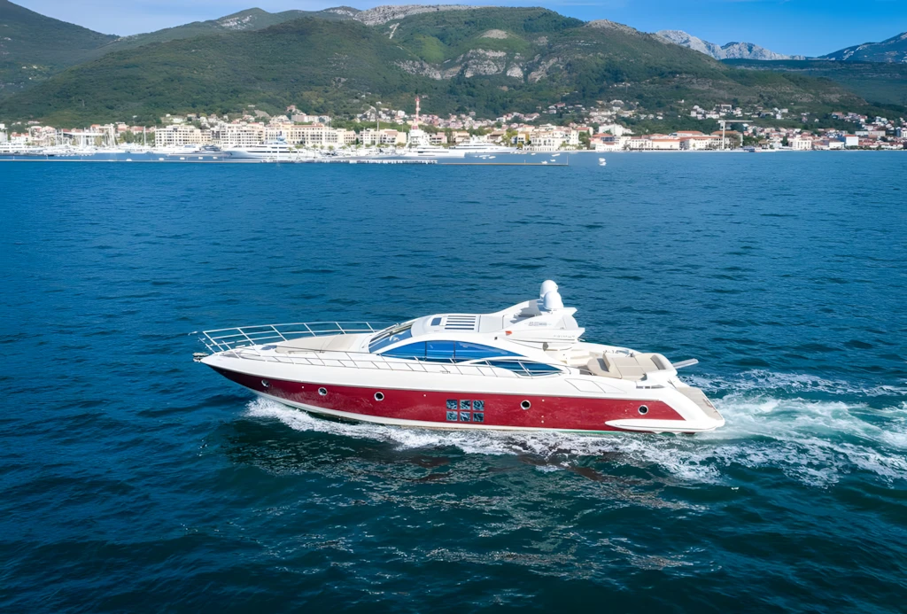 Azimut 68 S