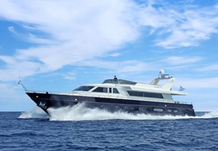 Canados 27 Mer Rouge | Kiss