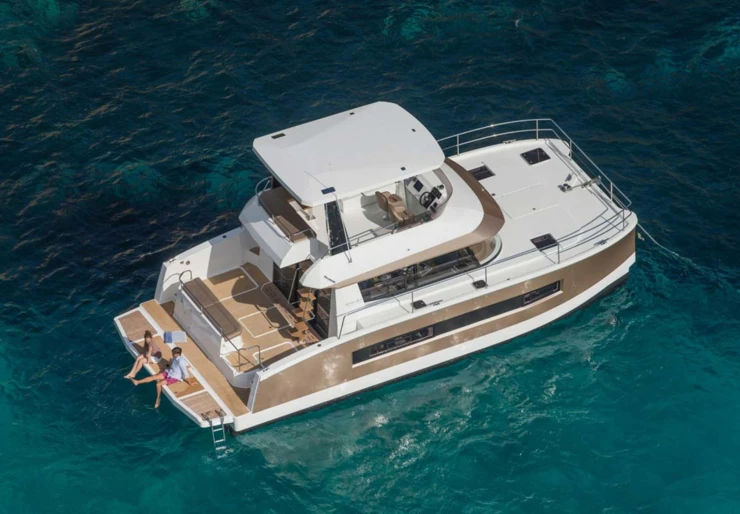 MY 37 Marsh Harbour | Sea Dove