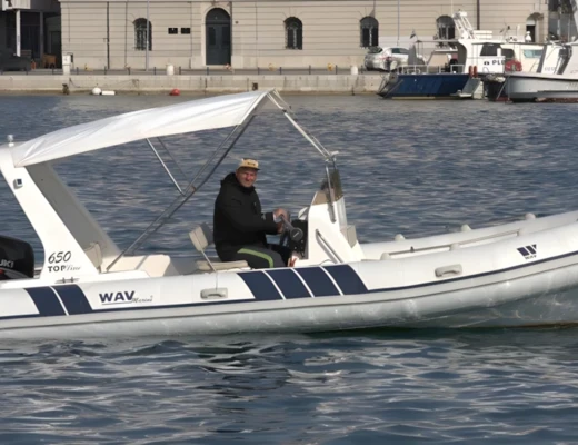 Wav Marine 650 Topline