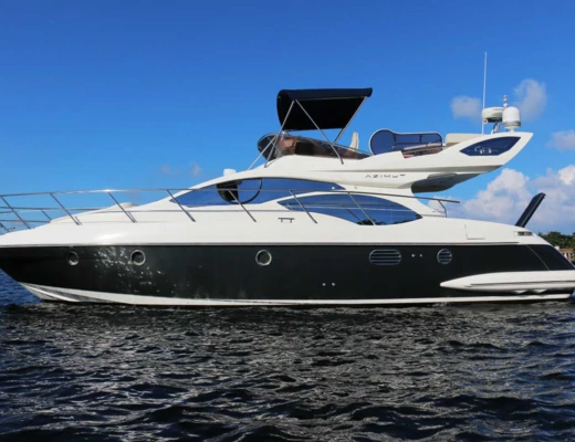 Azimut 43 Fly