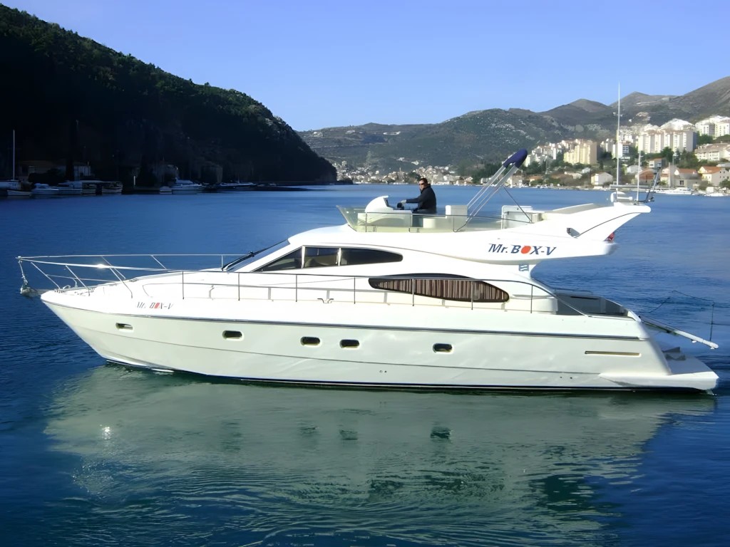 Ferretti 480