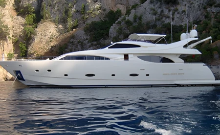 Ferretti 94