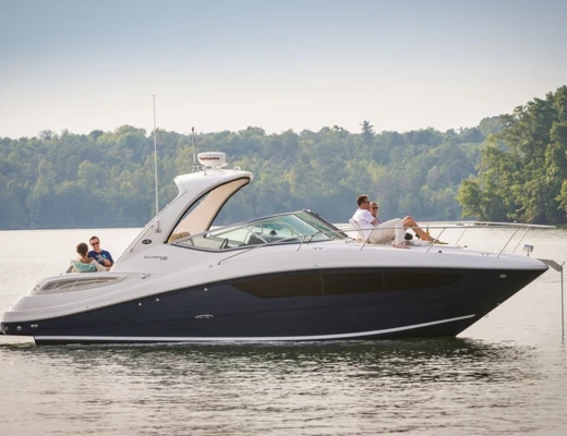 Sea Ray 330
