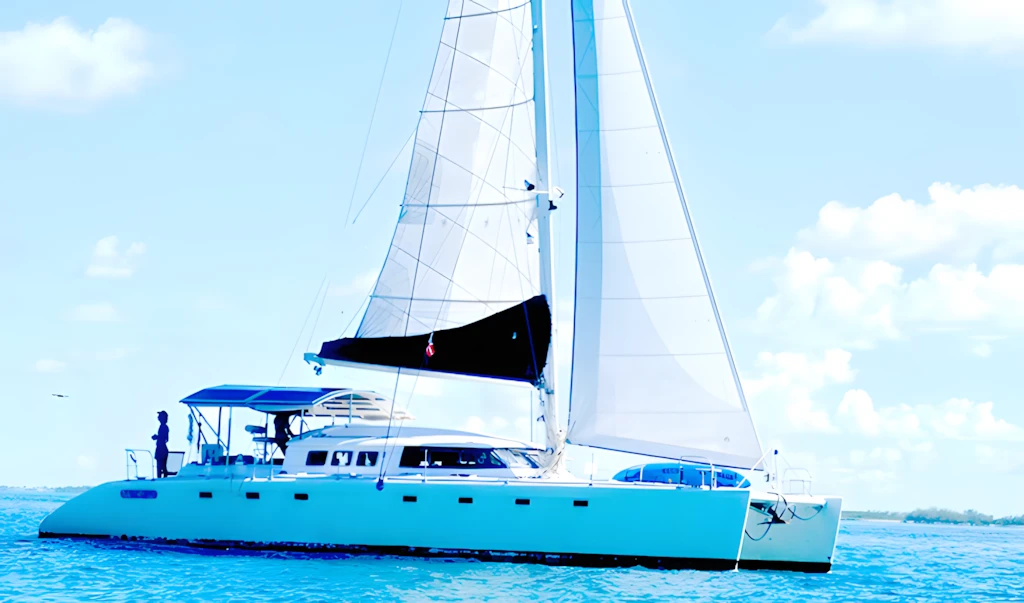 Fountaine Pajot 56