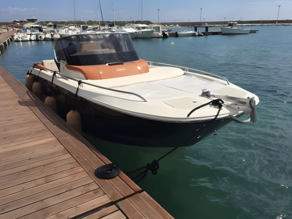 Invictus 240CX