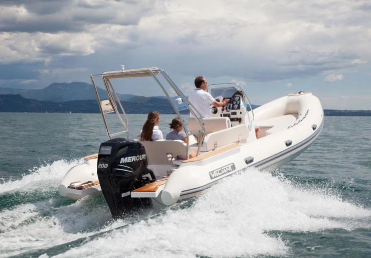 Valiant 685 Classic La Rochelle | 