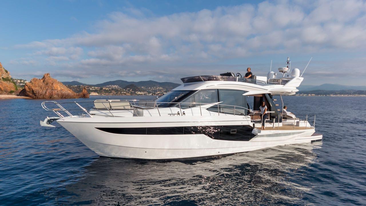 Galeon 500 Fly