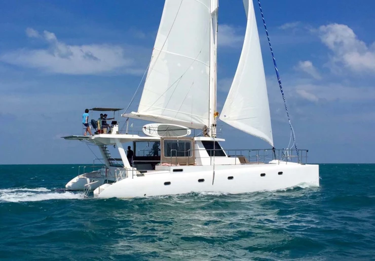 Ceycat 53 Mirissa | Emerald