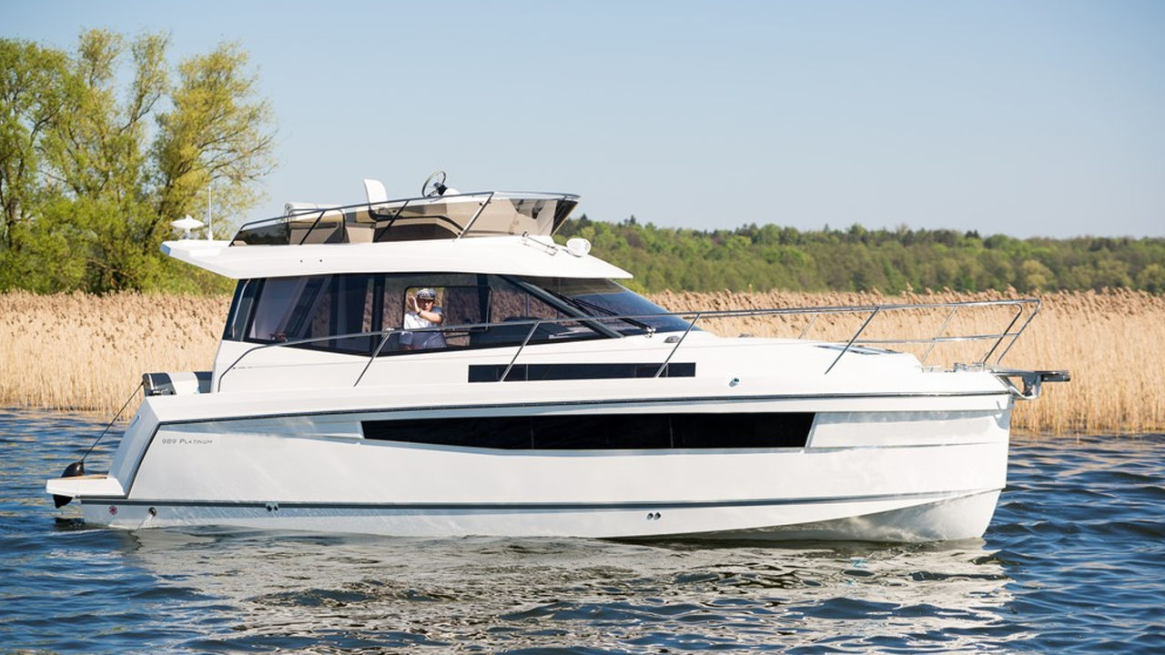 Platinum 989 Fly