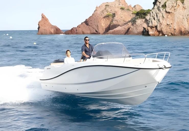 Quicksilver Activ 755 Open Marina Mahon | 