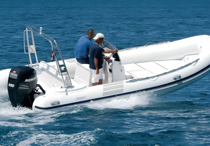 Predator 680 Porto di Salerno | 