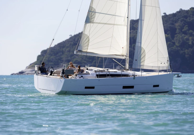 Dufour 390 GL Hafen von Portisco | Pixie