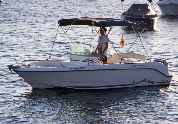 Cap Ferret 650 Open Marina Mahon | Lunamar