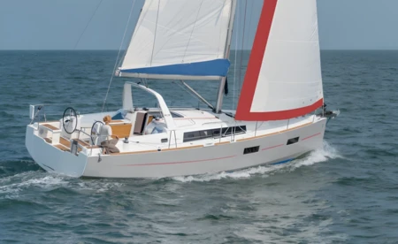 Oceanis 38